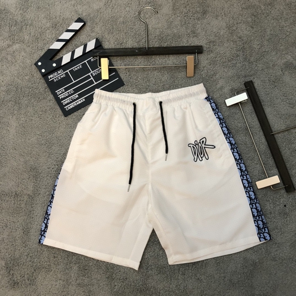 ブランドハーフパンツ背面デザイン